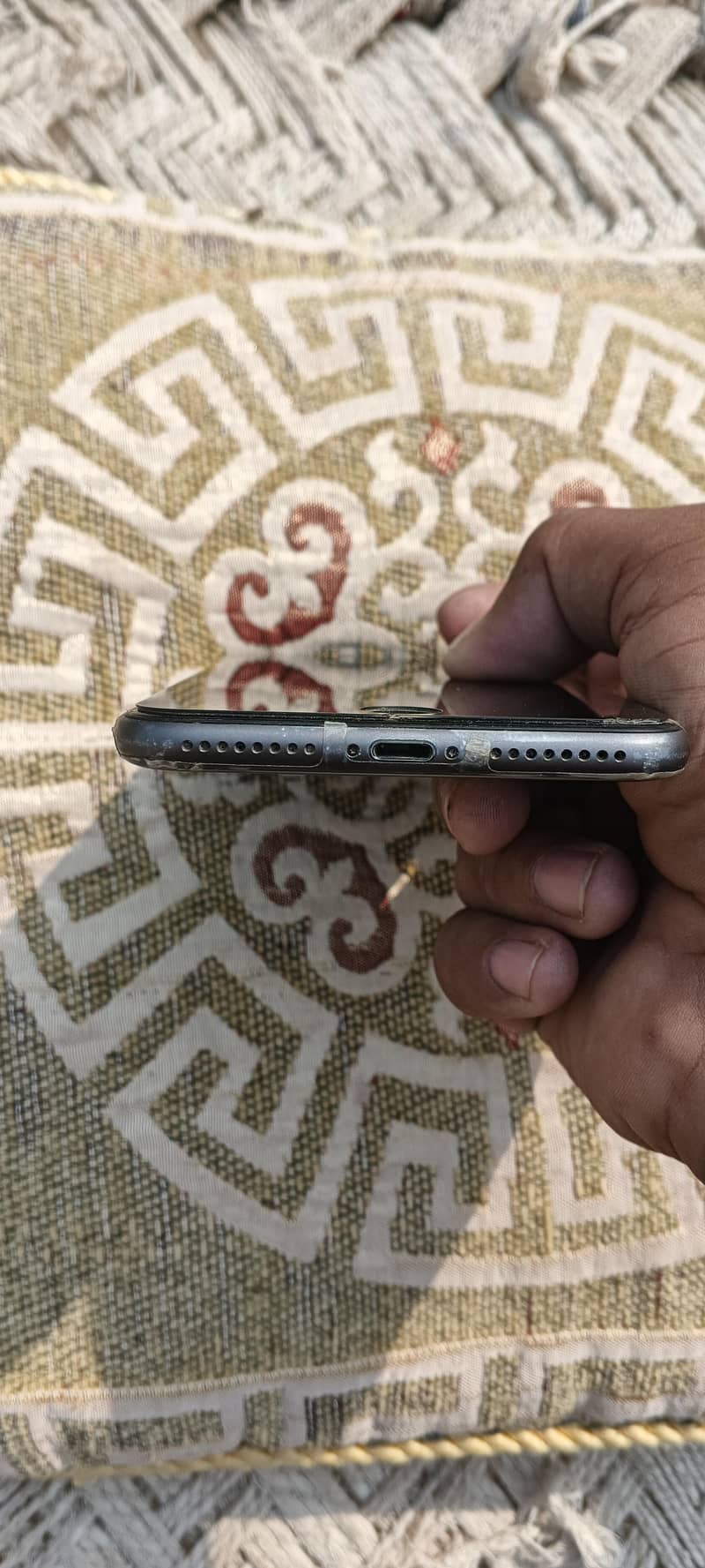 Apple iPhone 8 Plus 1