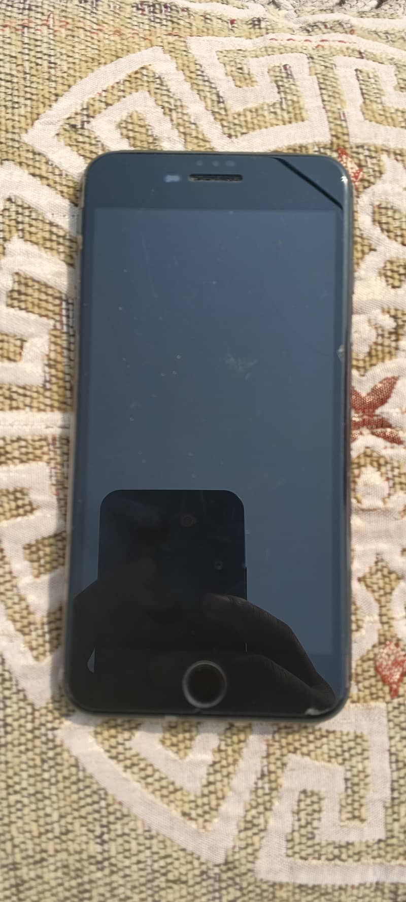 Apple iPhone 8 Plus 6