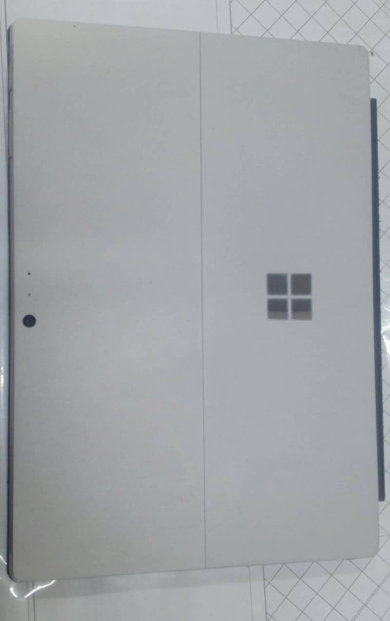 Microsoft Surface Pro 4 7