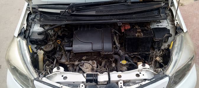Toyota Vitz 2014