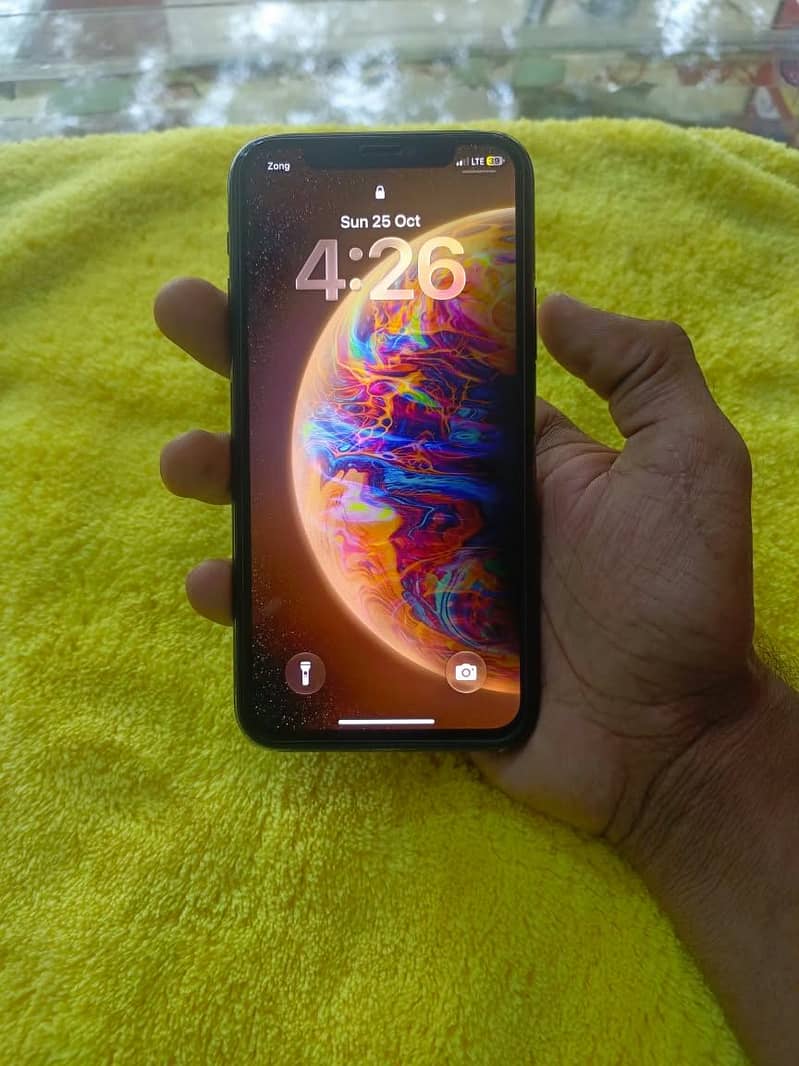 Apple iPhone 11 Pro 1