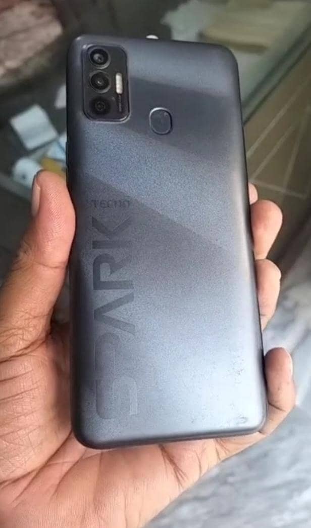 Tecno Spark 6 0