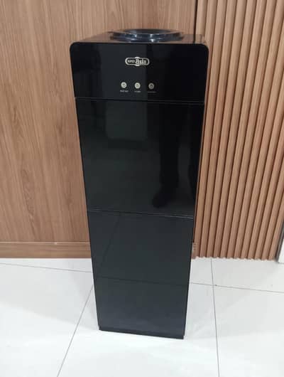 good condition water dispenser