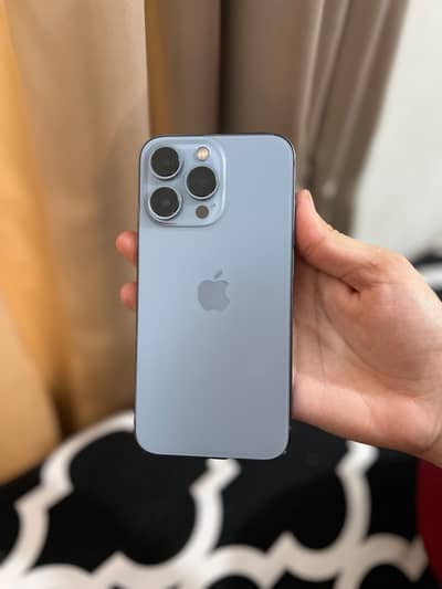 Apple iPhone 13 Pro