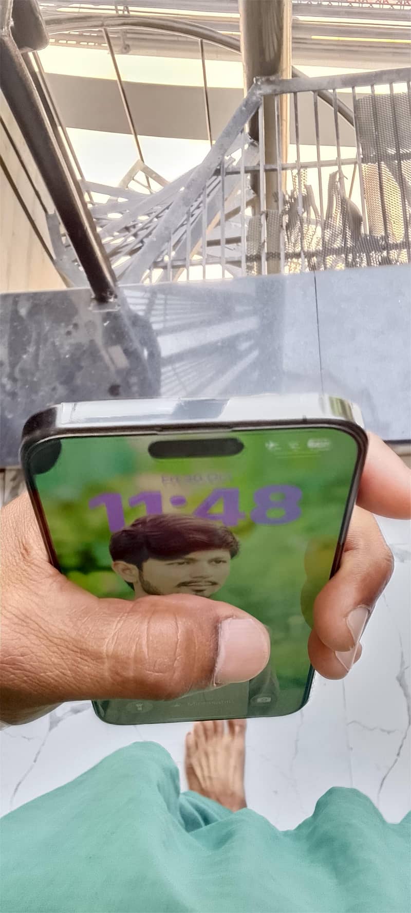 Apple iPhone 15 Pro Max 1