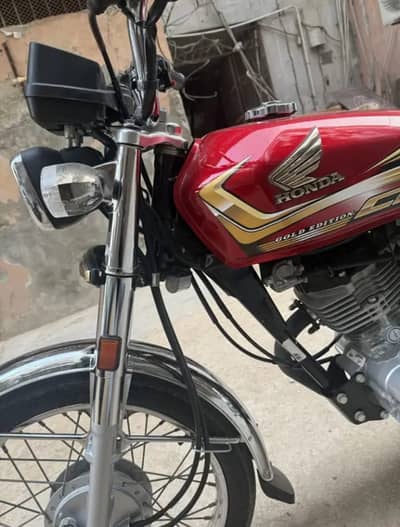 Honda CG 125 2026