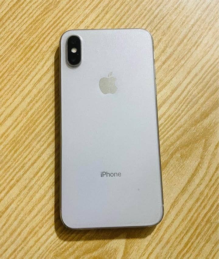 Apple iPhone XS 1