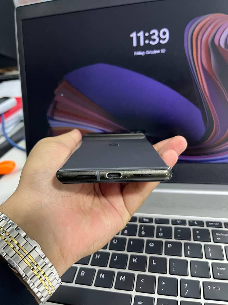 Google Pixel 6 5