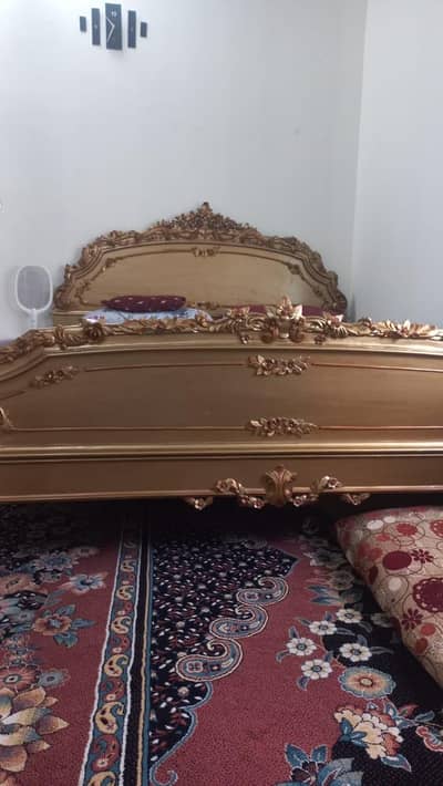 Bed with fome