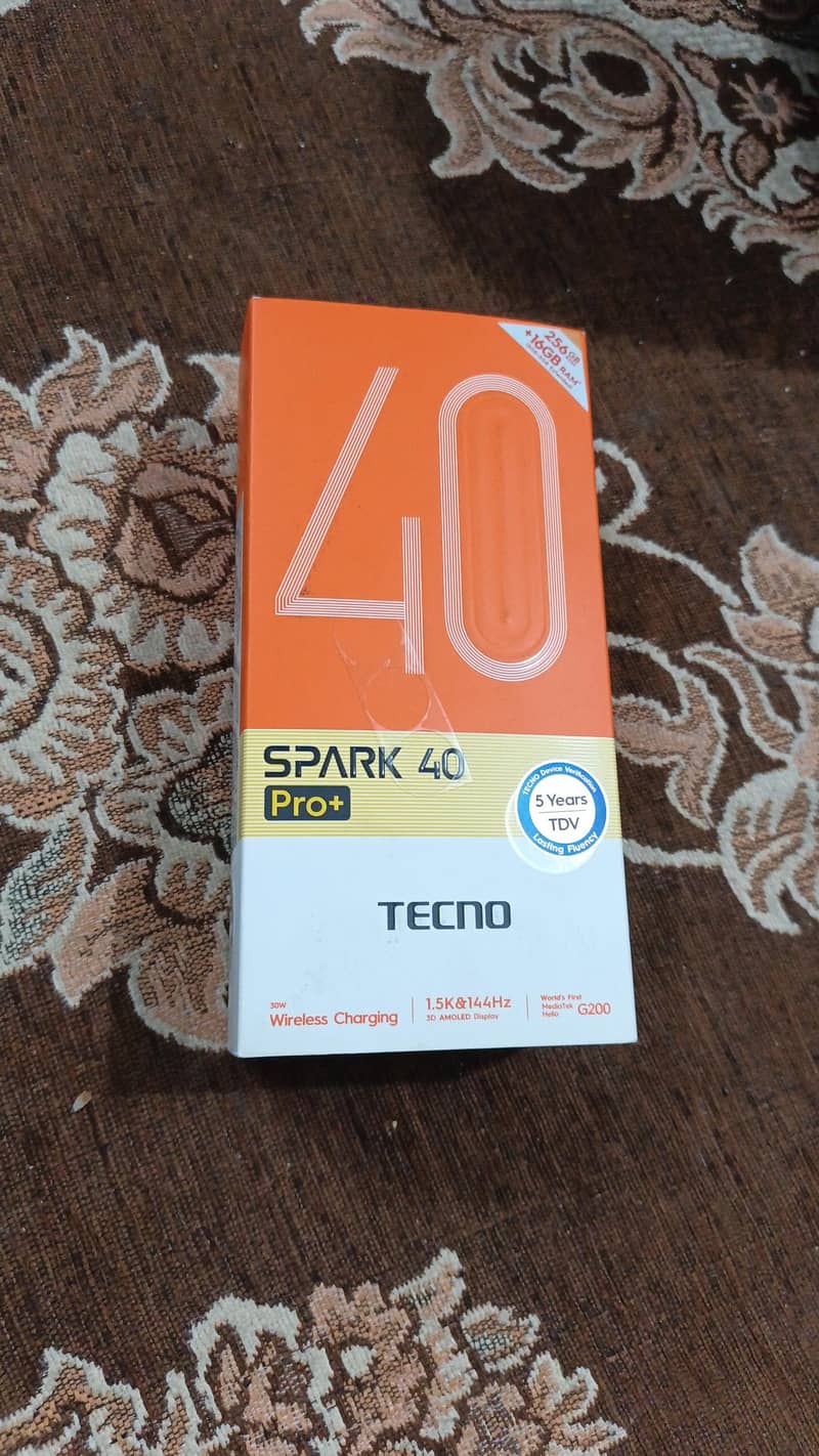 Tecno spark 40 pro plus 6