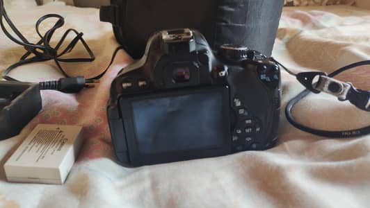 Canon 650D DSRL camera