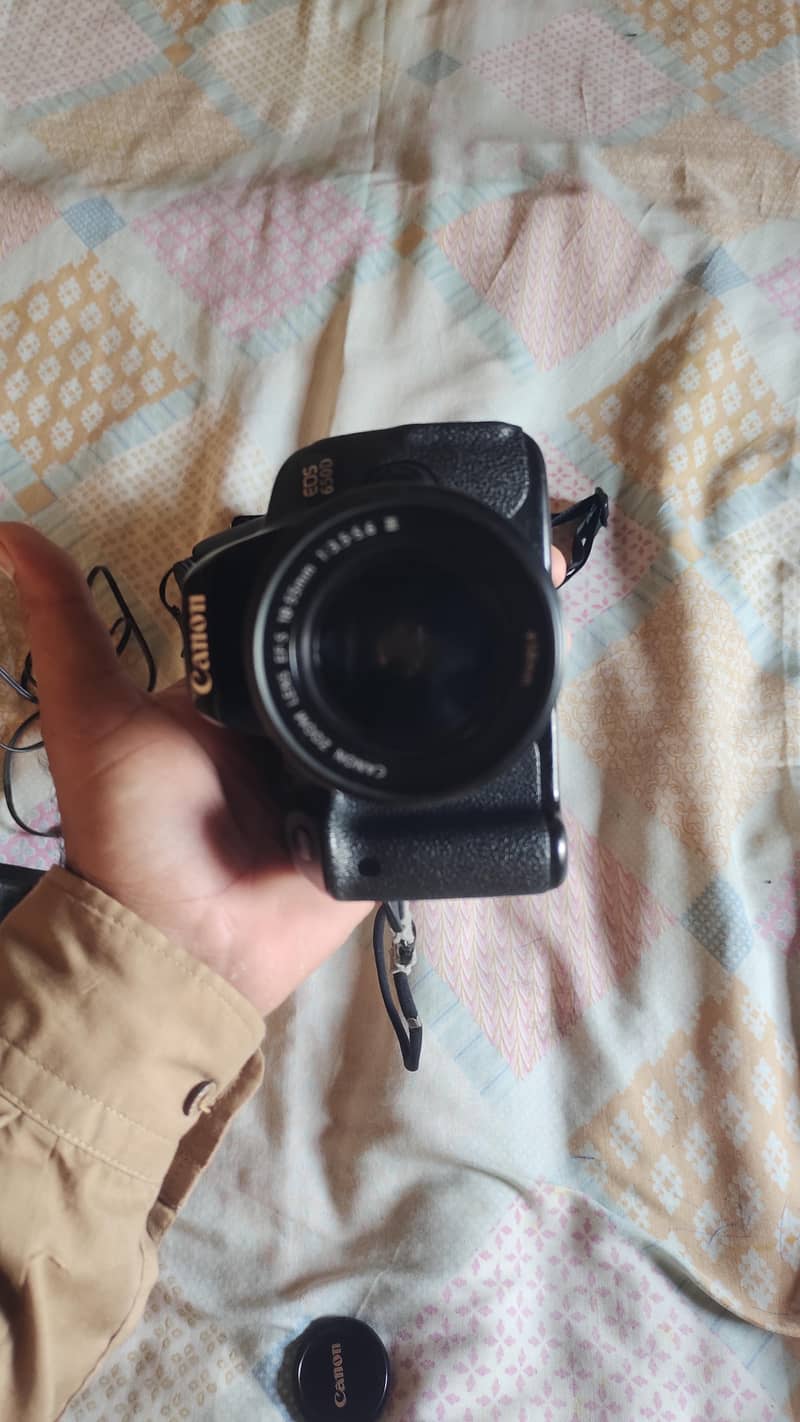 Canon 650D DSRL camera 1