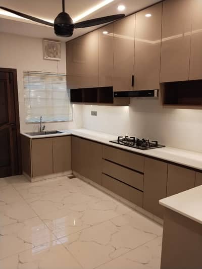 10 Marla Independent Ground Portion Available For Rent In Reasonable Price And Prime Location Bahria Enclave Isalmabad