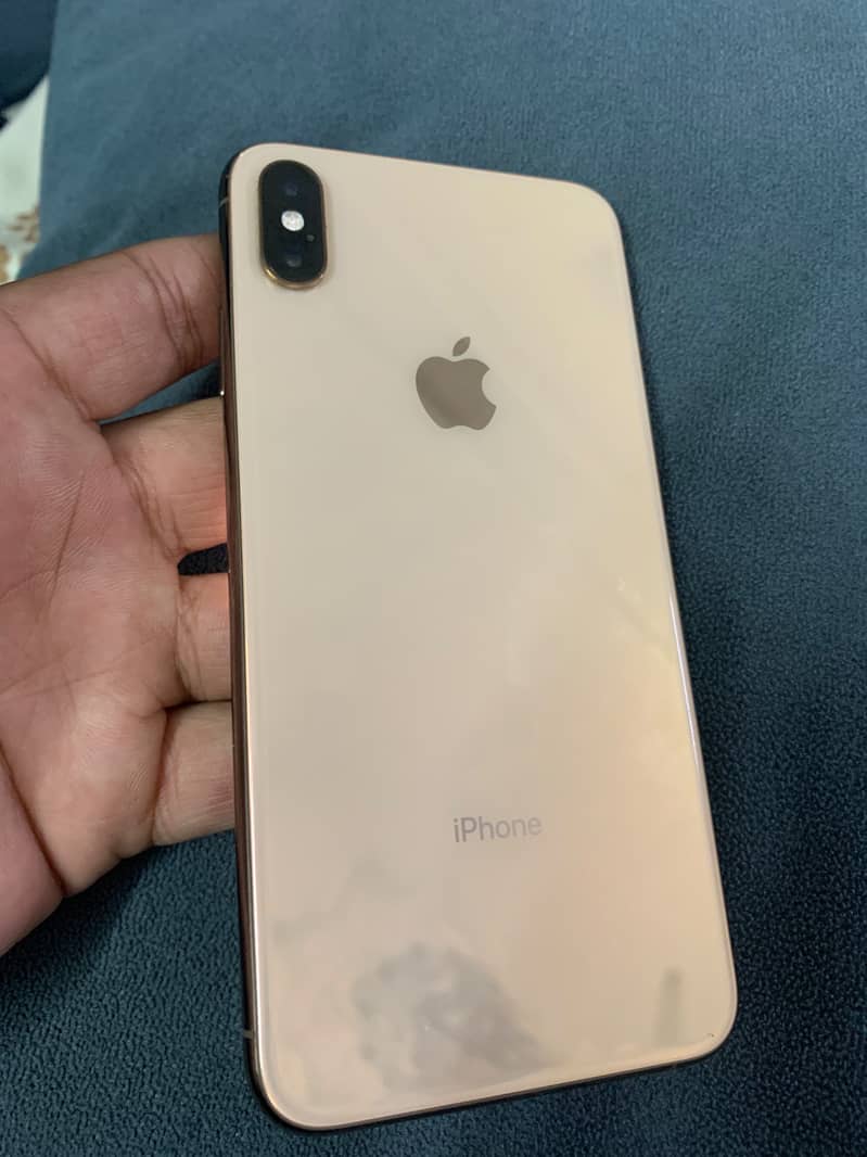 Apple iPhone XS Max 0
