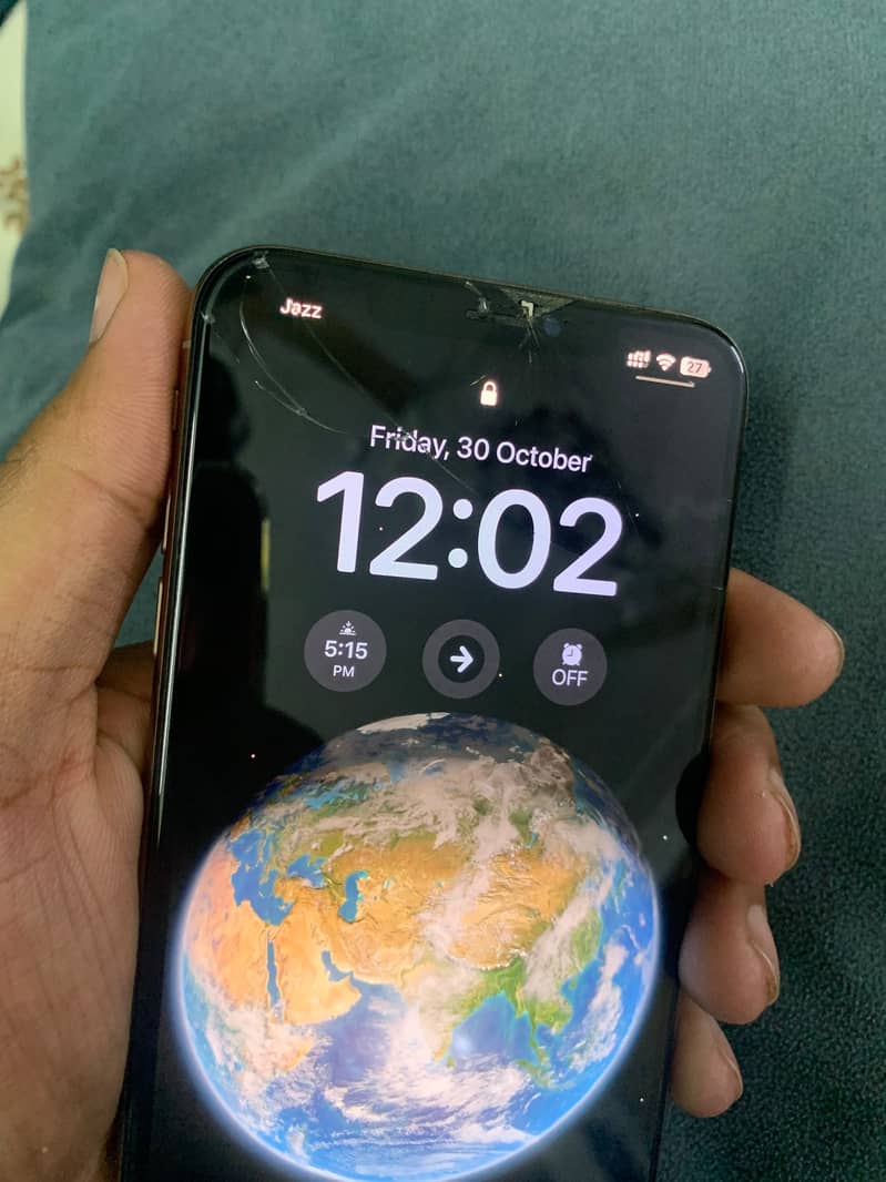 Apple iPhone XS Max 6