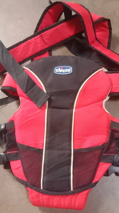 Baby Car Seat Cum Carry Cot with Chicco Go Baby Carrier.