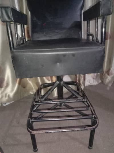 use chair Hain 1 mah use main Hain 032494lplll