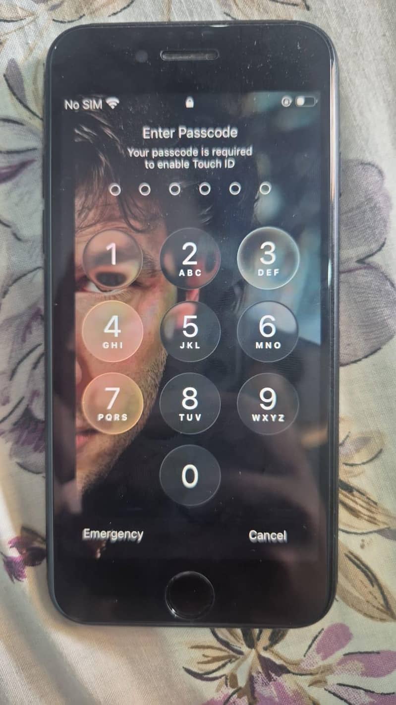 Apple iPhone SE 0