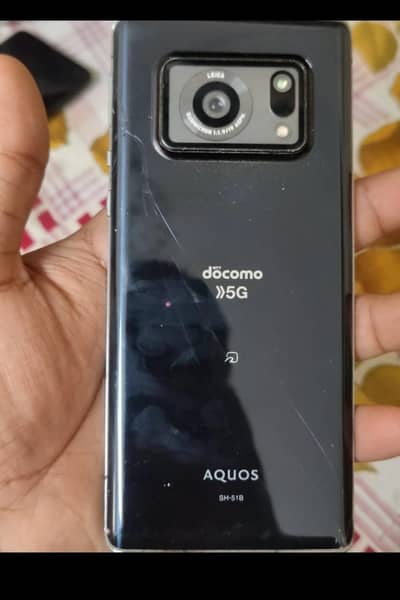 Sharp Aquos R6 12/128