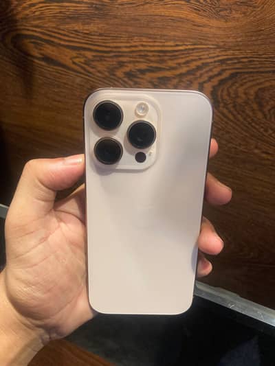 Apple iPhone 16 Pro