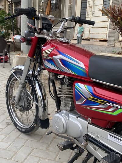 Cg 125 Red 2021 8th month with 2022 patta