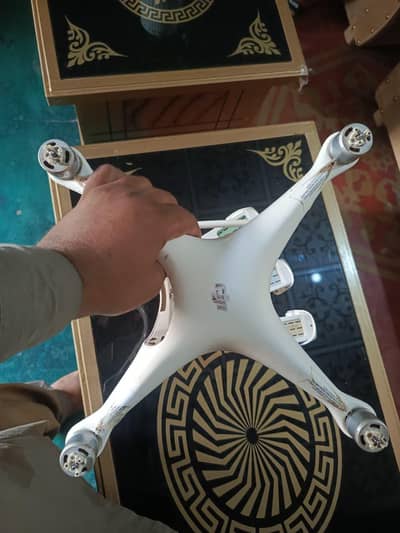 dJi phantam 4 pro/