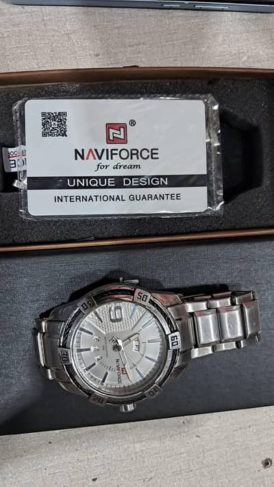 Navi force watch