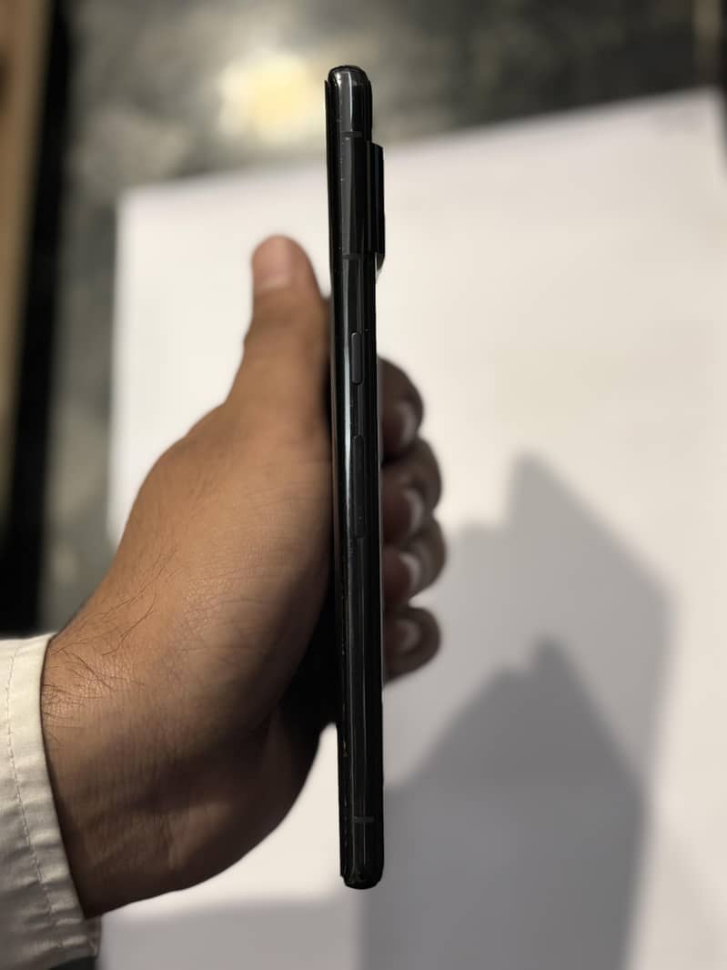 Google Pixel 7 Pro 9