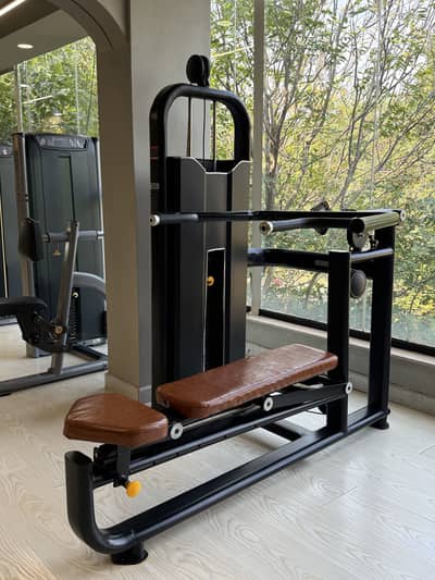 Commercial Shoulder Press Machine – Gym Equipment for Sale
