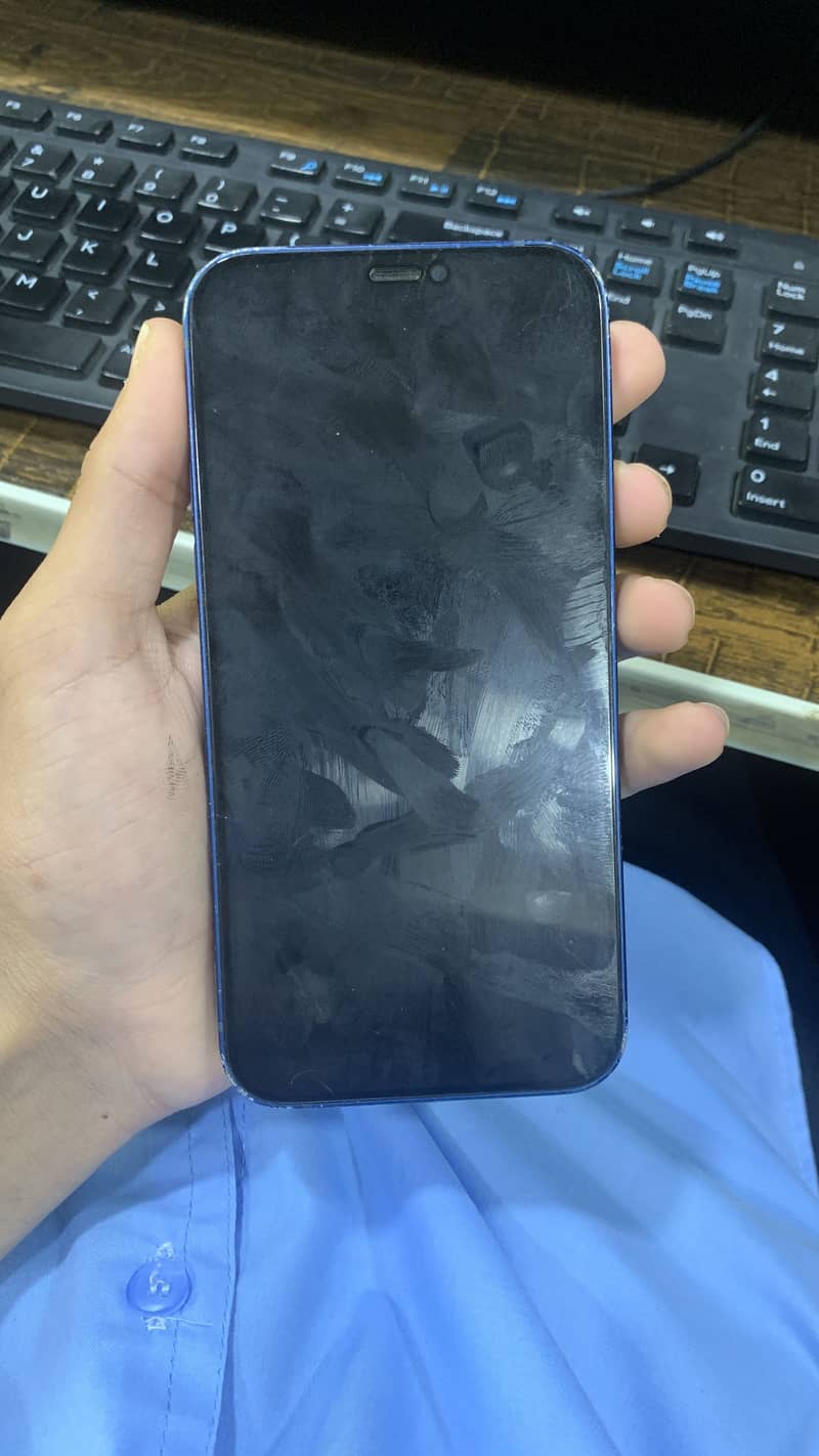 Apple iPhone 12 0