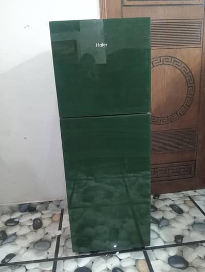Haier medium size energy saving fridge/0321*0833328/