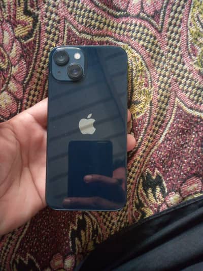 Apple iPhone 13