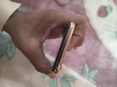 Apple iPhone XS