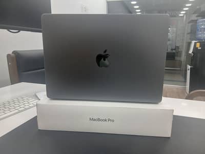 Macbook Pro M5, 14" (24/1tb) 15c 16c New