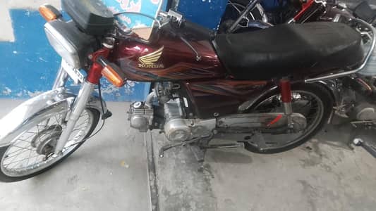 Honda CD 2020 model all ok bike hai all documents complete biometrc ok