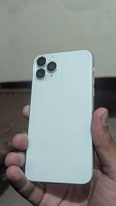 Apple iPhone 11 Pro 64GB 10/10 condition