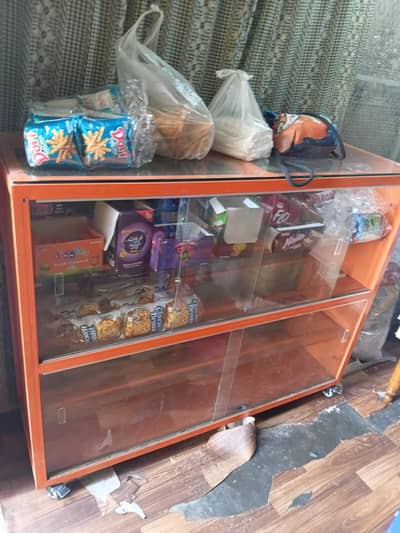 Counter & Shelf In Good Condition 3 months used only