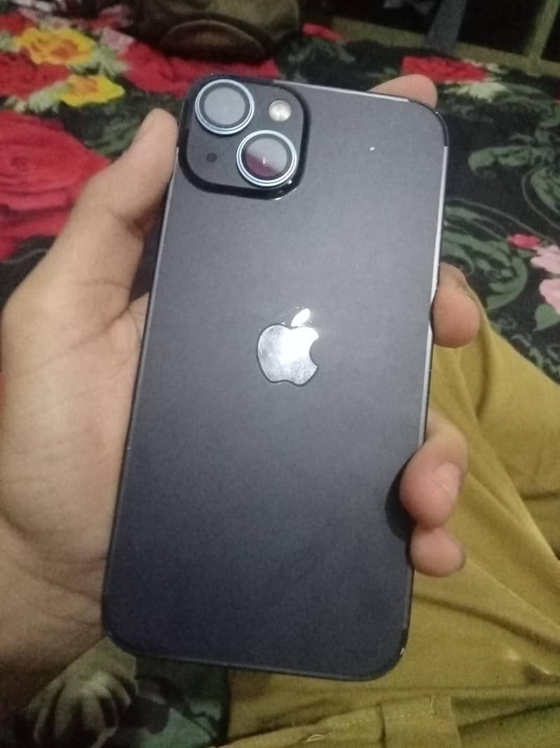 Apple iPhone 13 1