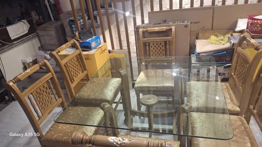 Dining Table & 6 Chairs