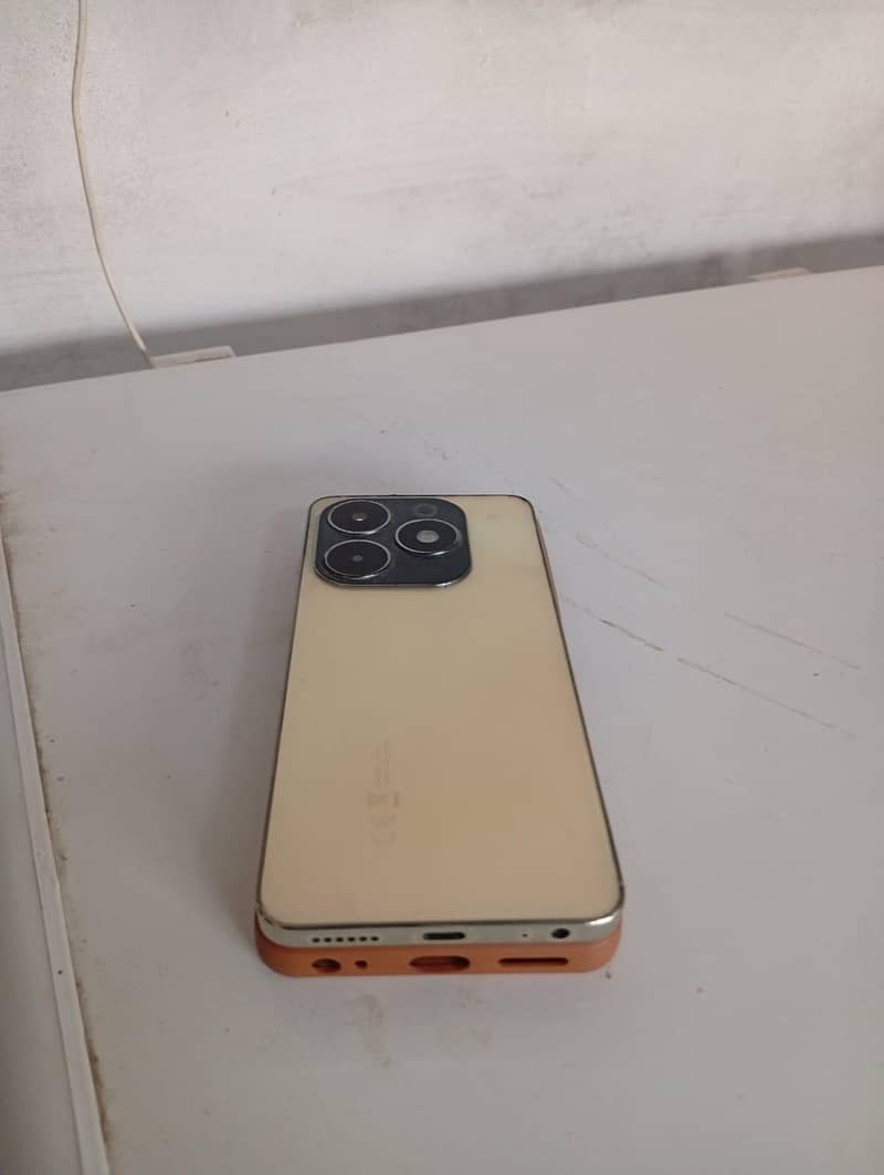 Tecno Spark 20C 2