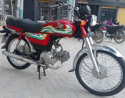 Honda bike CD 70cc urgent for sale model 2023