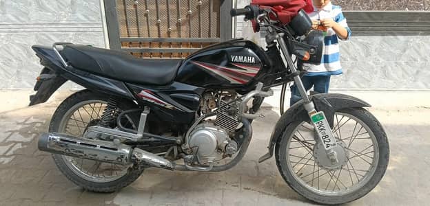 YB 125Z Black