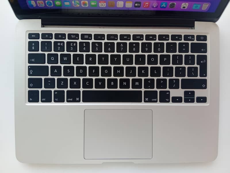 MacBook Pro 0
