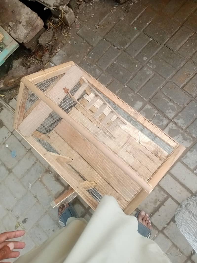 ہر قسم کے جانوروں اور پرندوں کے لیے لکڑی اورجالی سے تیار کردہ 4