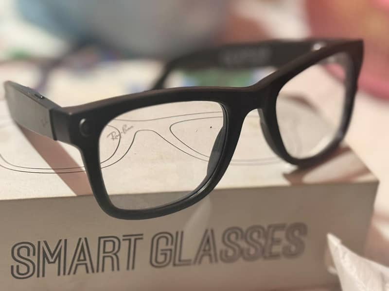 Meta Smart glasses 0