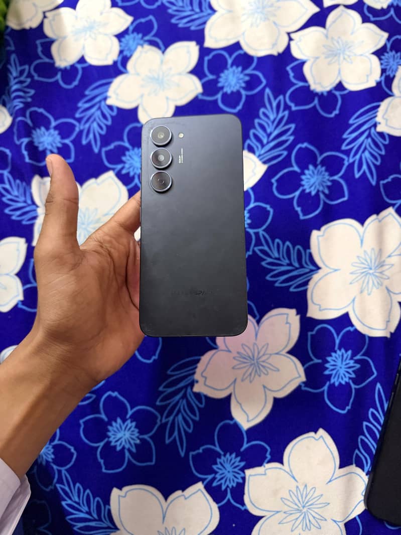 Tecno Spark 40 Pro 1