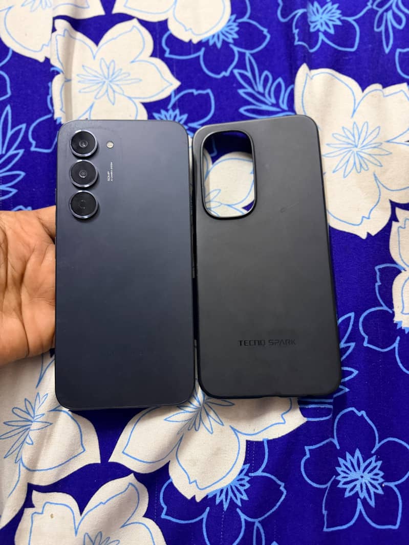 Tecno Spark 40 Pro 8