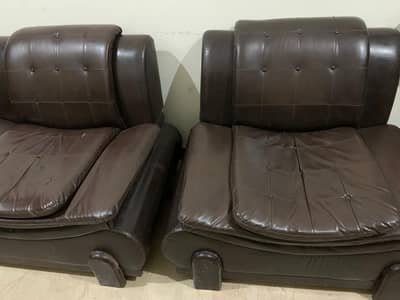 brown leather sofay