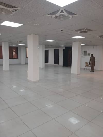 PROPERTY CONNECT OFFER!3200 Sq. Ft 2nd floor Commercial office for Rent in Blue Area Islamabad Jinnah Avenue|lift installed|