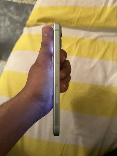 Apple iPhone 15 plus